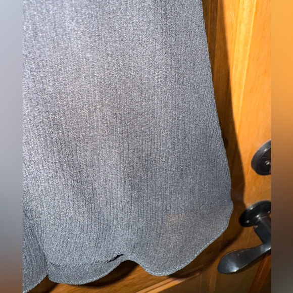 Jones, New York collection black 100% silk skirt size 10 zipper W 16 length 28 - Picture 8 of 12